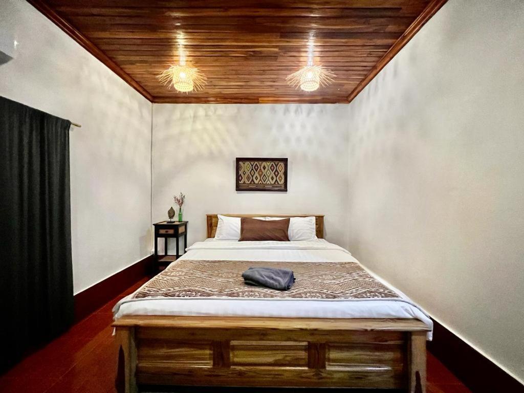 La Casa Hostel Луангпхабанг Экстерьер фото